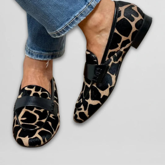 Mocasín con estampado animal