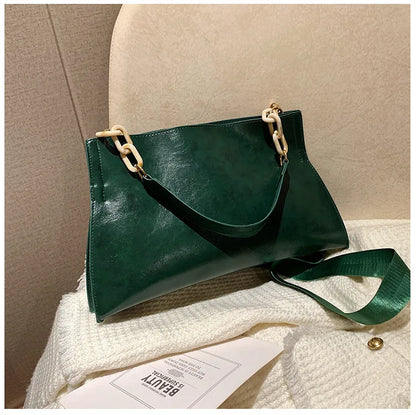 Elegante bolso de hombro de piel suave